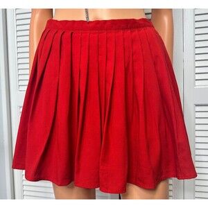 Forever 21 Red Pleated Mini Skater Skirt Women’s Medium Zip Back Flowy Cute